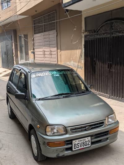 Daihatsu Cuore 2003