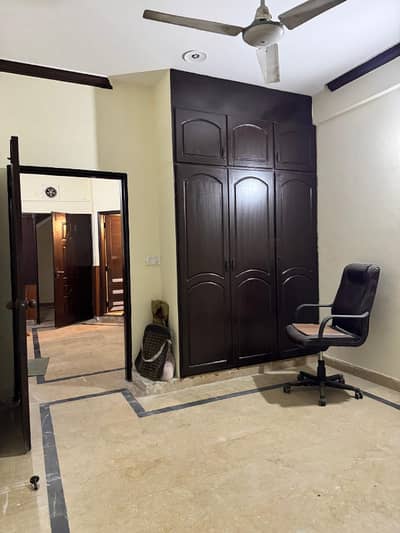 Prime 1-Bedroom Flat For Sale Soan Gardens Markaz, Islamabad (High Rental Yield)
