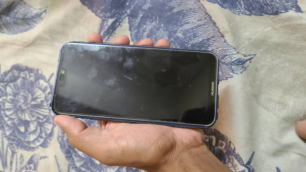 Huawei Nova 3e 2