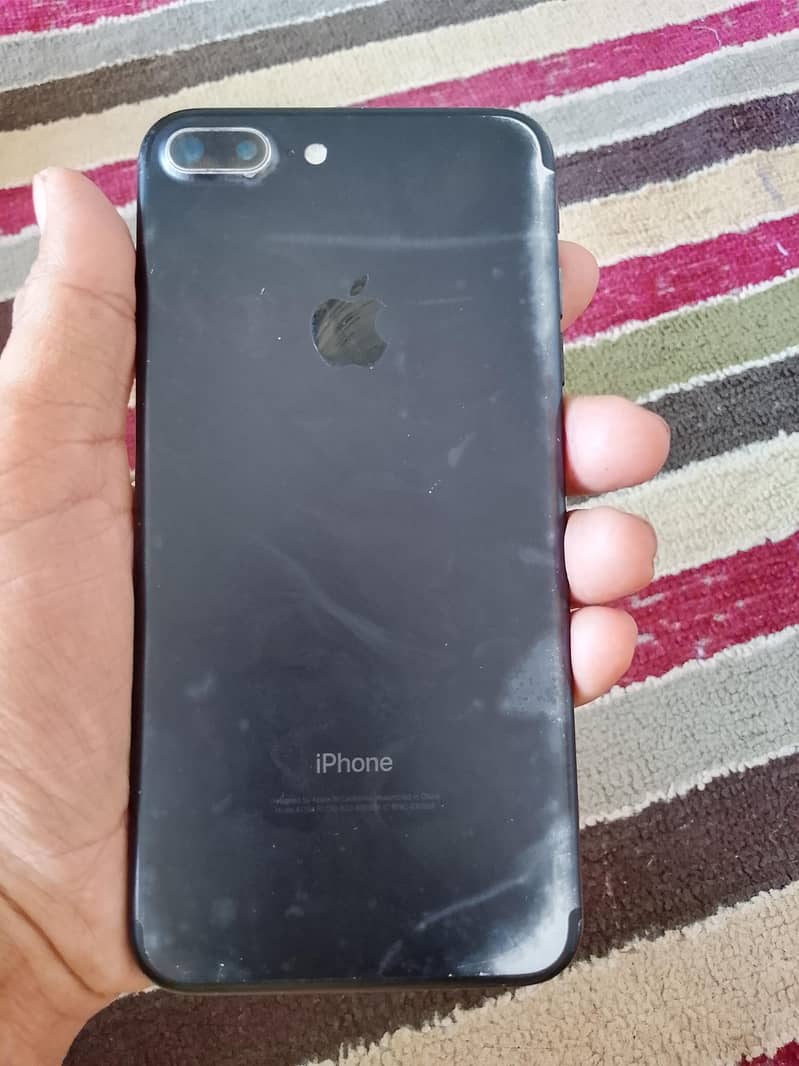 Apple iPhone 7 Plus 5