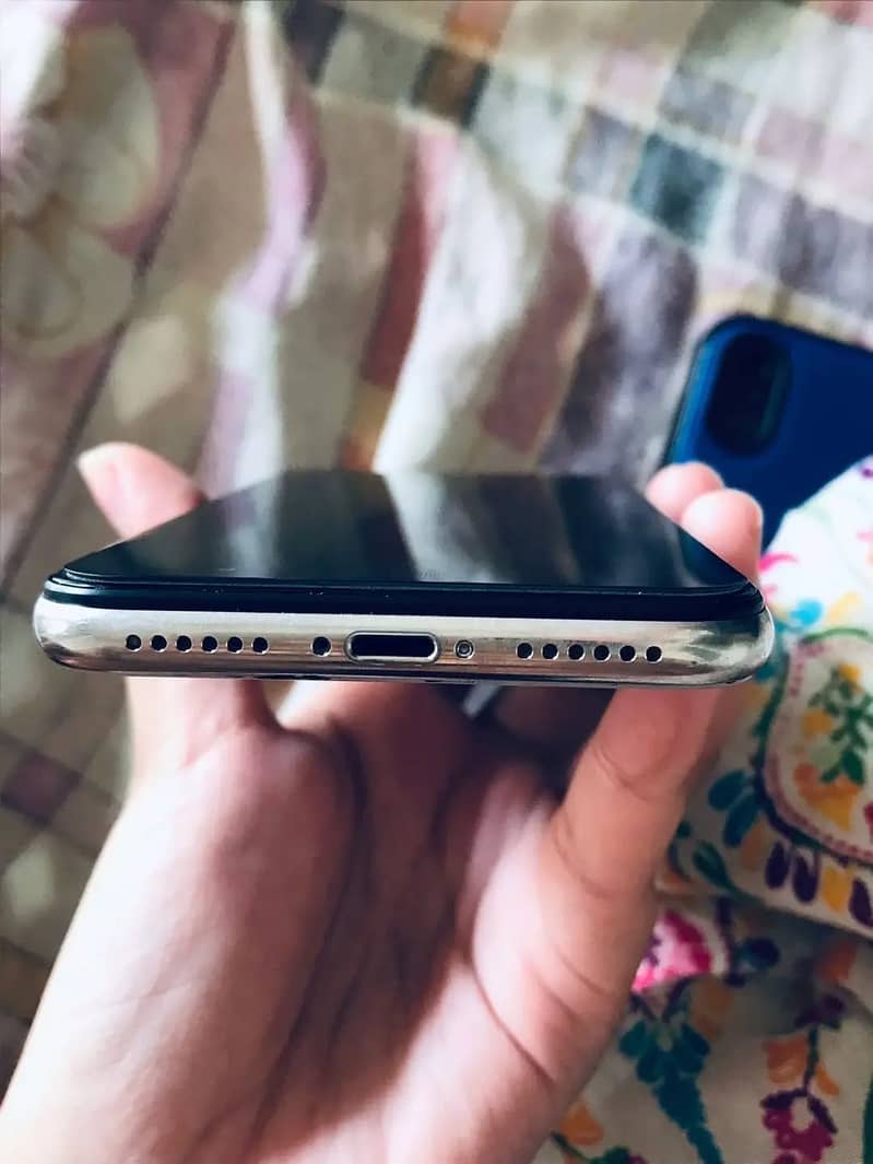 Apple iPhone X 1