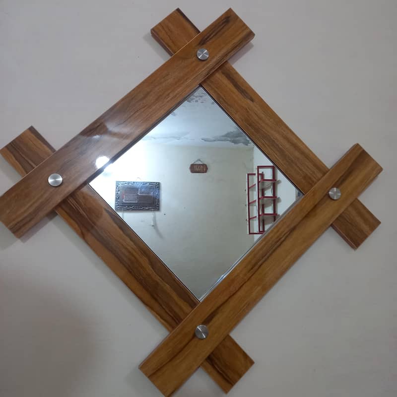fancy mirror 0