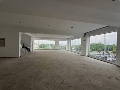 10 Marla Commercial Building For Sale Defence Raya Fairways | Location: Defence Raya Fairways, DHA Phase 6, Lahore