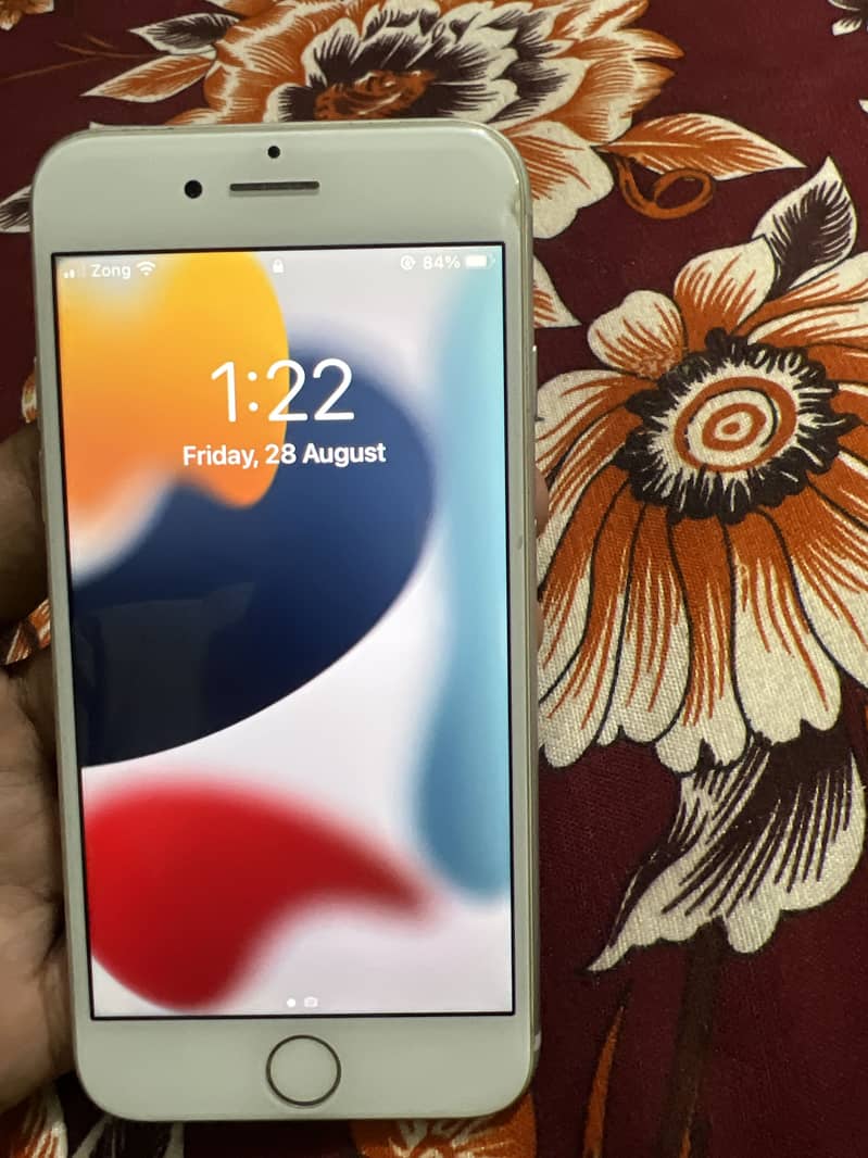 Apple iPhone 7 4