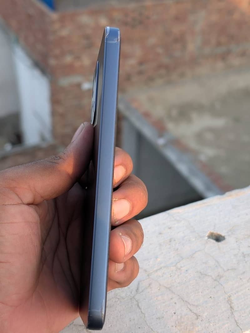 OPPO A6i Plus 4
