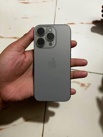 Apple iPhone 15 Pro