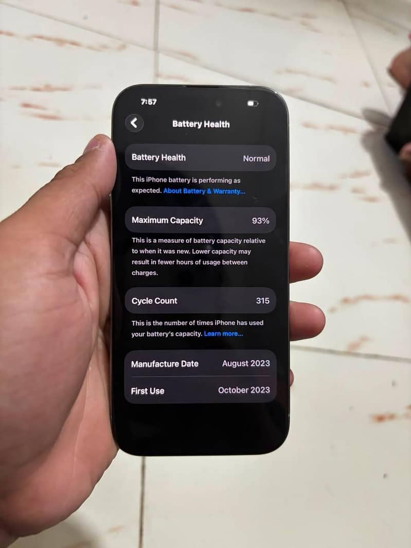 Apple iPhone 15 Pro 2