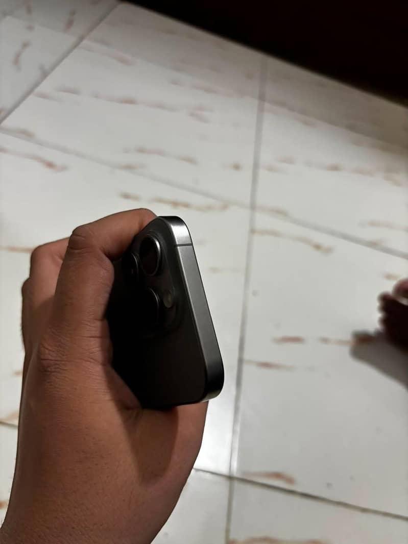 Apple iPhone 15 Pro 7