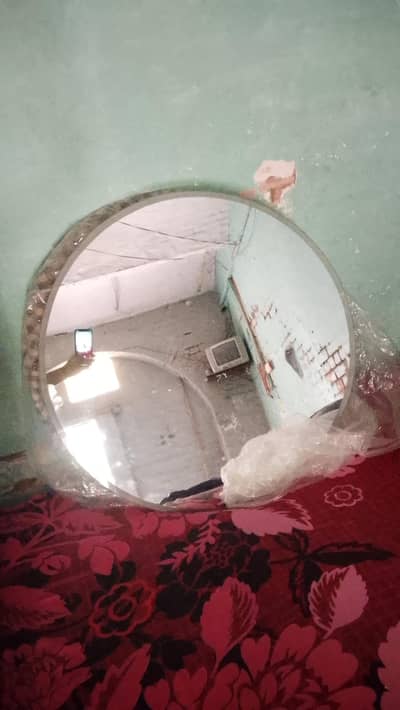 2 mirror for sale back lighting lagi hoi hai