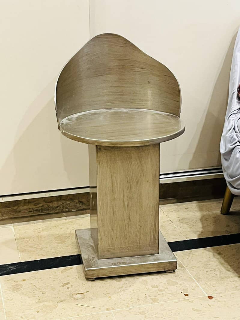king bed set 2side table almari 2