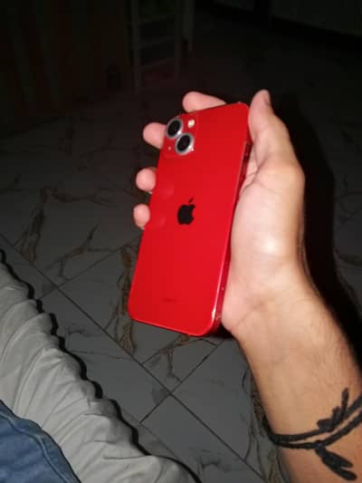Apple iPhone 13