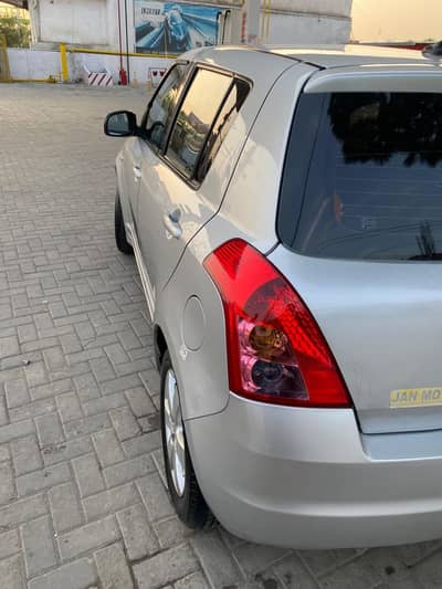 Suzuki Swift 2012