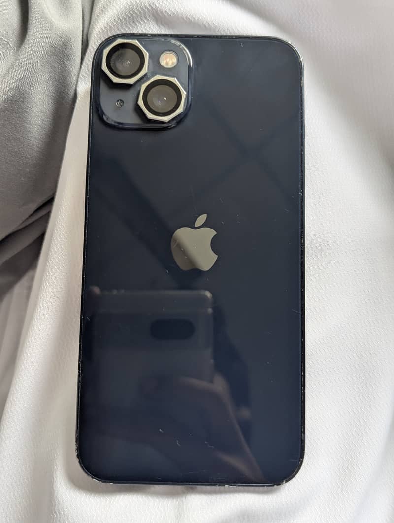 Apple iPhone 13 3