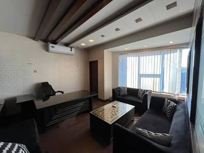 4 MARLA OFFICE AVAILABLE FOR RENT