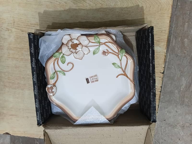 plastic dinner set 2