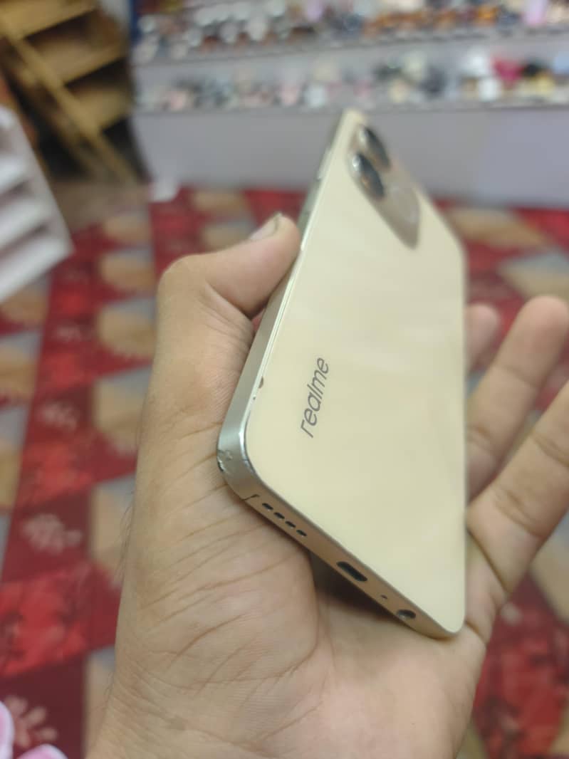 realme note 70 4