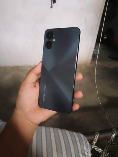 Tecno Camon 19