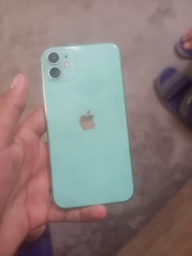 Apple iPhone 11 8