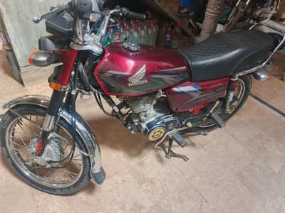 Honda CG 125 2023 model Urgent sale