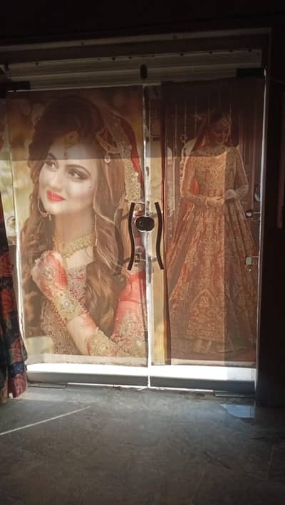 miror door