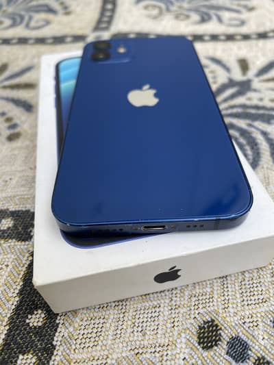 Apple iPhone 12
