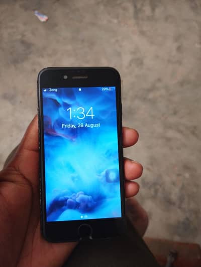 Apple iPhone 7
