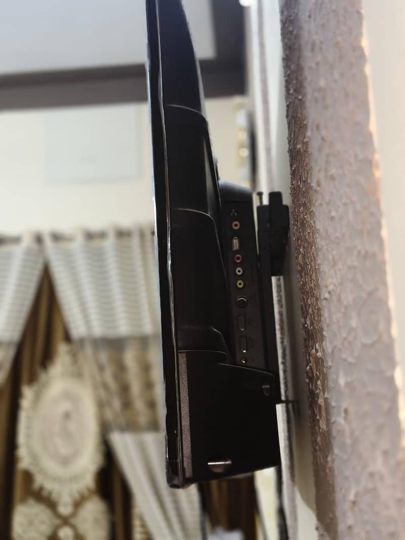 tcl led 2