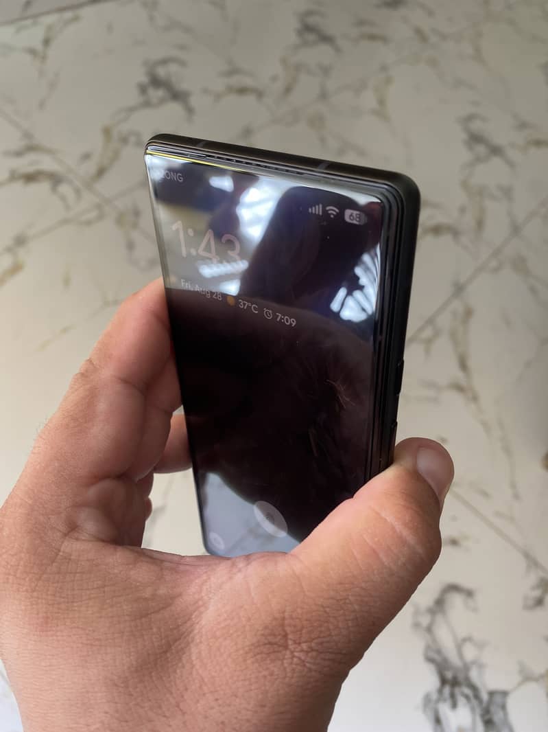 Google Pixel 6 4