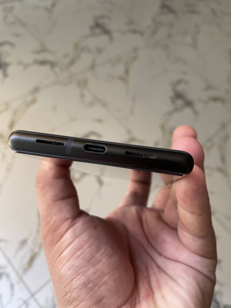 Google Pixel 6 5