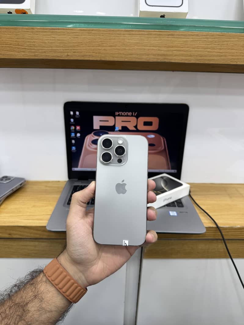 Apple iPhone 10