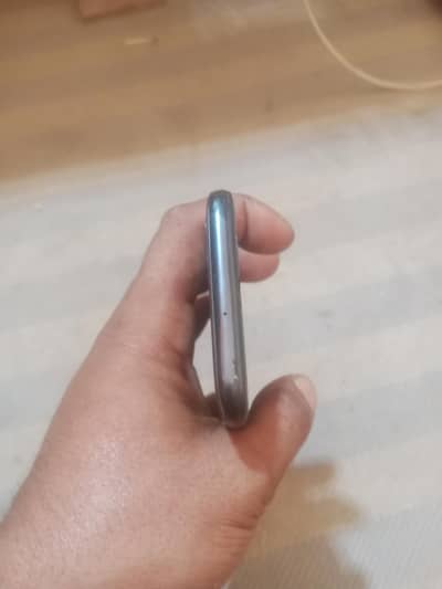 sumsung galaxy A30s  4gb ram 64gb room