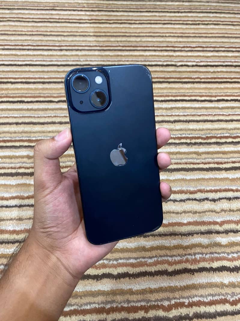 Apple iPhone 13 0
