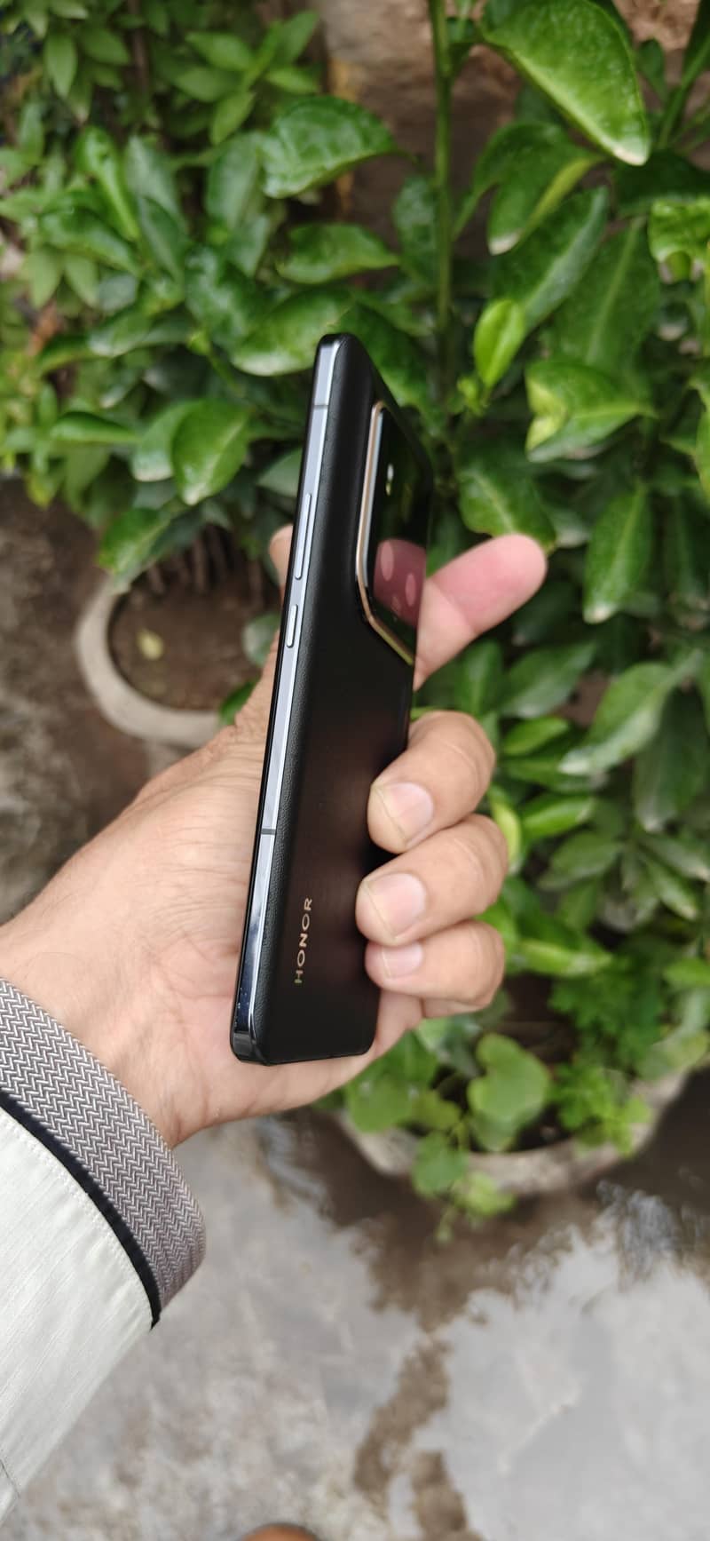 Honor Magic 6 Ultimate 4