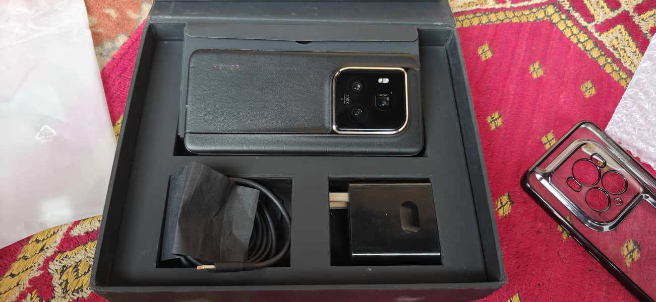 Honor Magic 6 Ultimate 13