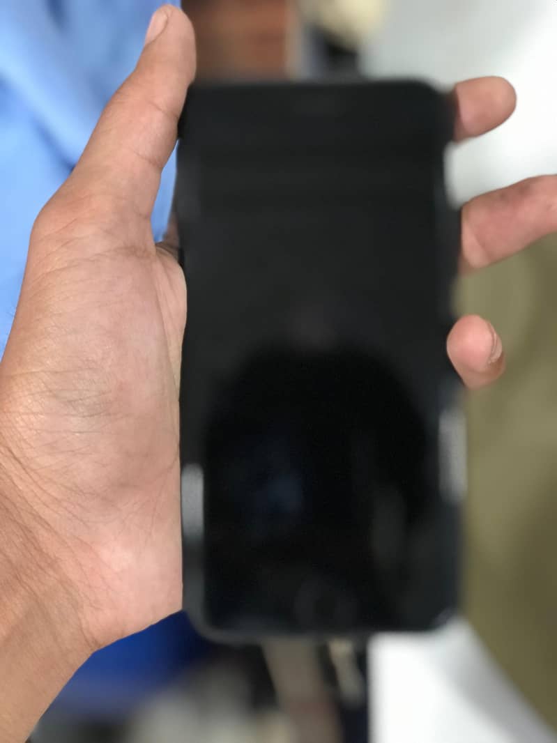Apple iPhone SE 0