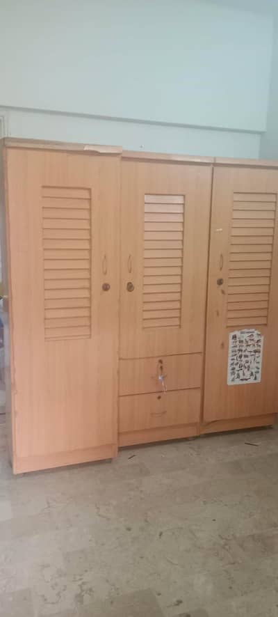 3 door cupboard