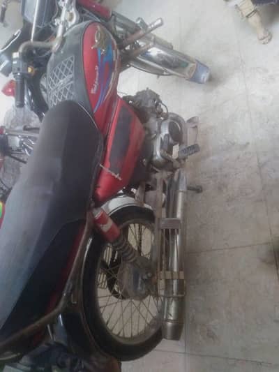 Road prince 70cc For Sale only call : 03114490856