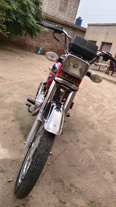 Honda cg125 2024 red