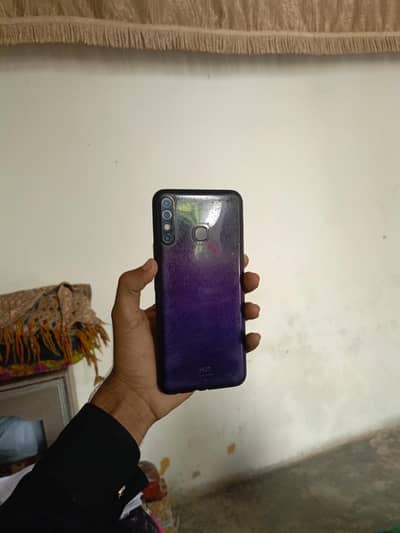 Infinix Hot 8