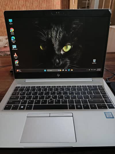 HP elitebook 840 G5 i5 8th gen