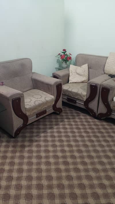 sofa set 5 seater good condition (031285///42337