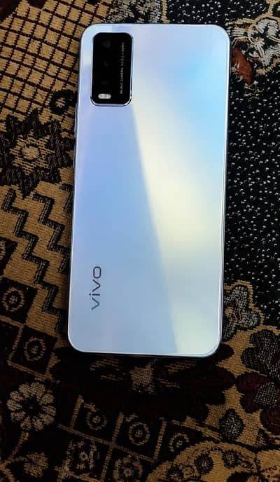 vivo y20 all okay not any issues no box exchange with iphone also