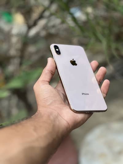IPHONE XSMAX FACTORY UNLOCK