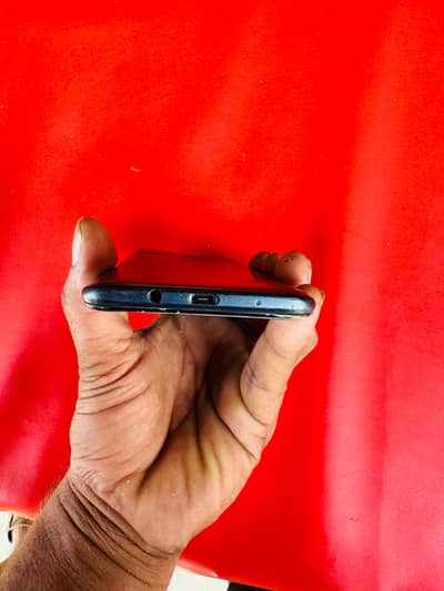 Infinix hot 11 play 4gb 64gb no box no charger