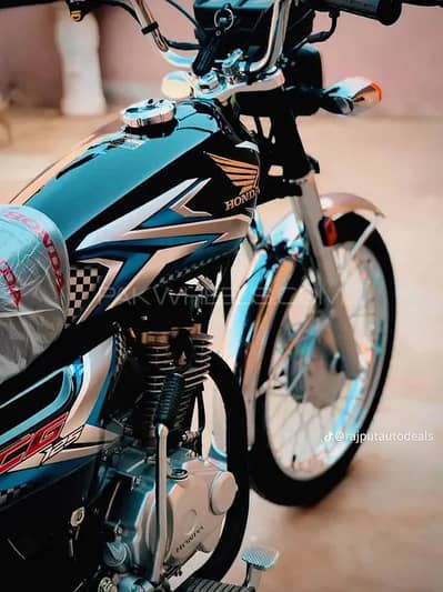 Honda CG 125 | Model 2025 | Black Color | 900 KM Use Bike Black Honda