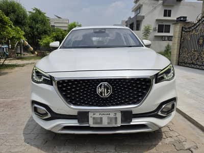 MG HS 2021
