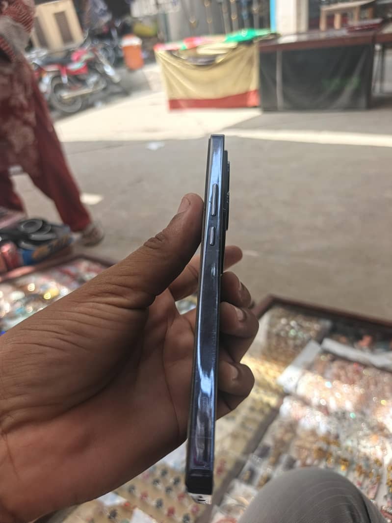 Infinix Note 40 Pro 1