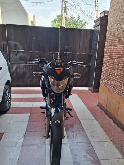 CB 150f 2022 model for sale condition like new