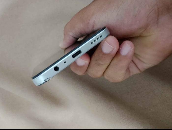 Realme C71 3