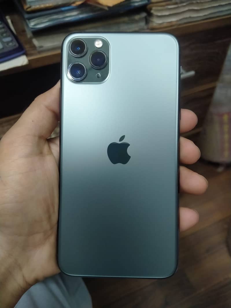 Apple iPhone 11 Pro Max 1